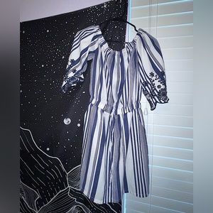 Style House Off Shoulder Dress Medium